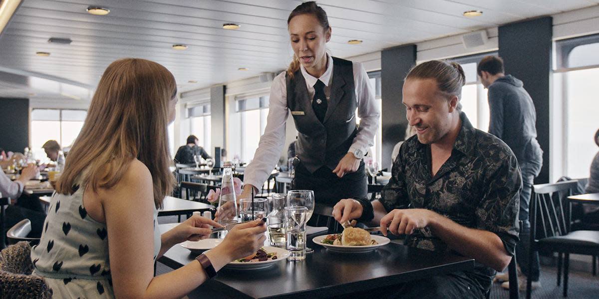 restaurant om bord restaurant om bord