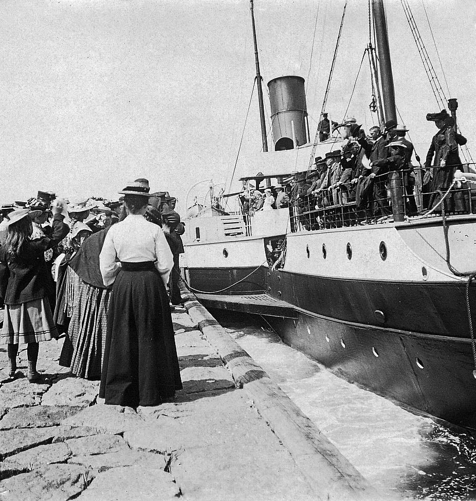 1900S DEPARTURE SCENE DRONNINGEN 1888 1900S DEPARTURE SCENE DRONNINGEN 1888