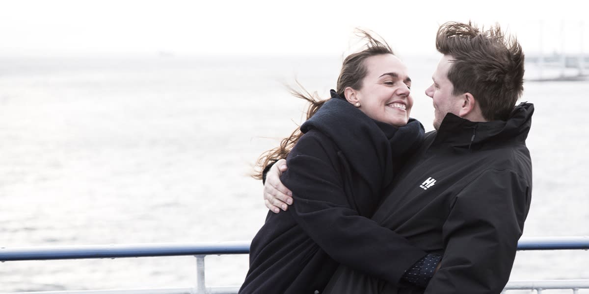 Couple on deck Couple on deck h