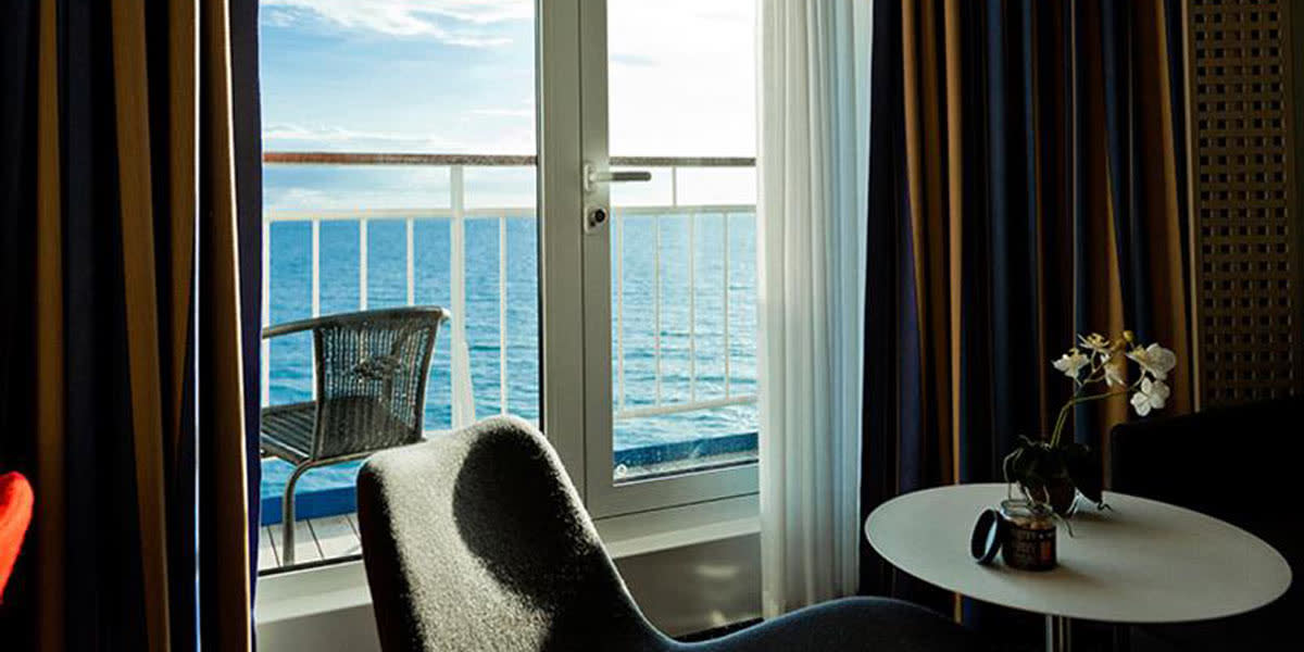 Commodore Balcony med havudsigt på Crown Seaways