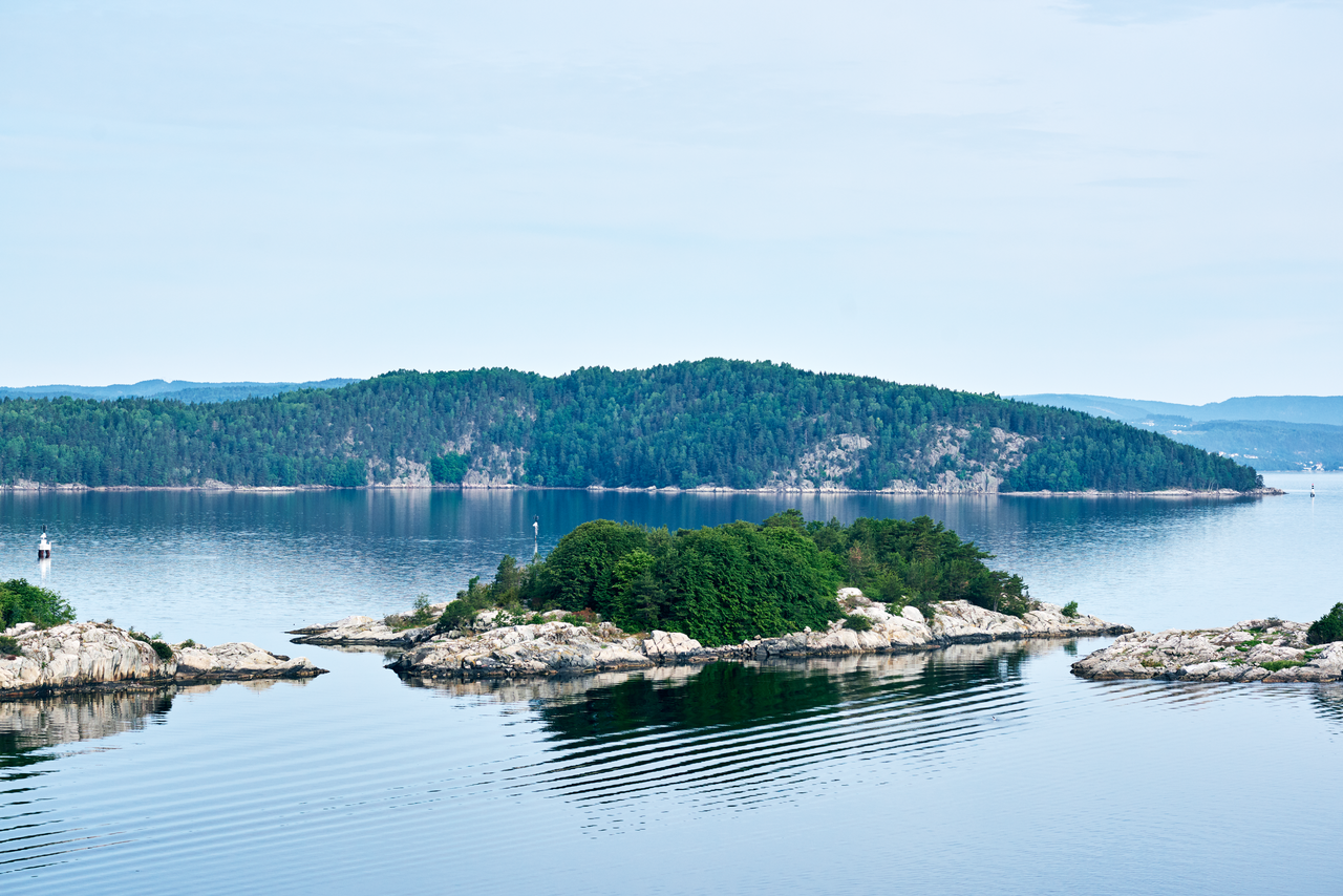 Photo of archipelago to show DFDS's commitment to improving air quality as part of climate plan Improve air quality